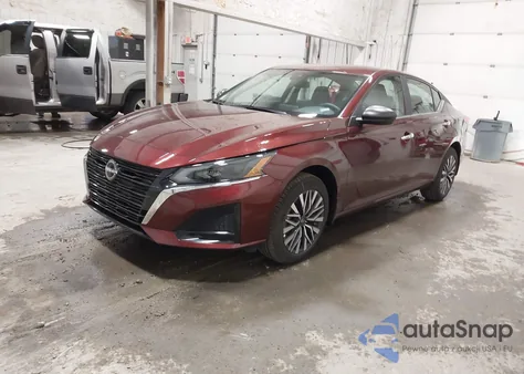 2025 Nissan Altima Sv z USA, uszkodzony, nr VIN 1N4BL4DW3SN383031